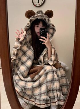可爱格纹珊瑚绒睡袍女冬季加绒加厚斗篷睡衣连帽家居服可外穿套装