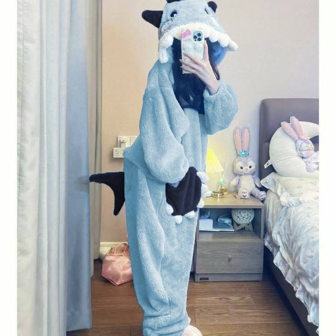 新款小蓝鲨鱼亲子少女孩儿童可爱表演外贸家居服秋冬卡通连体睡衣