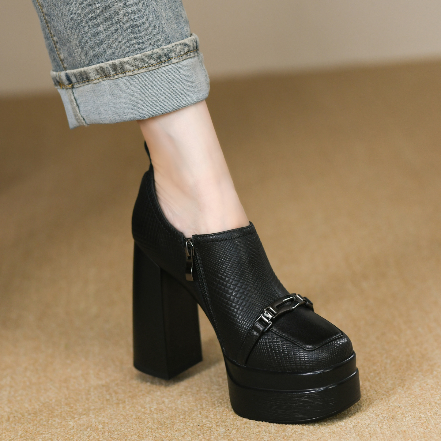 头层牛皮超高跟粗跟深口单鞋女