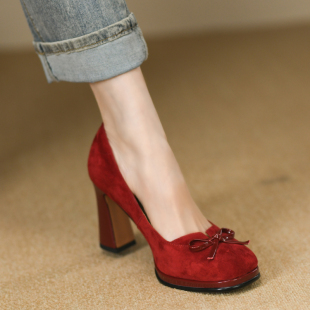 酒红色圆头浅口高跟单鞋女春秋新款真皮羊猄皮蝴蝶结粗跟女鞋8cm