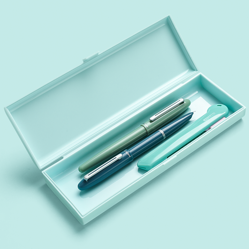 日本奈多美NATAMI 多彩PP磨砂透明小清新大容量笔盒 学生文具盒