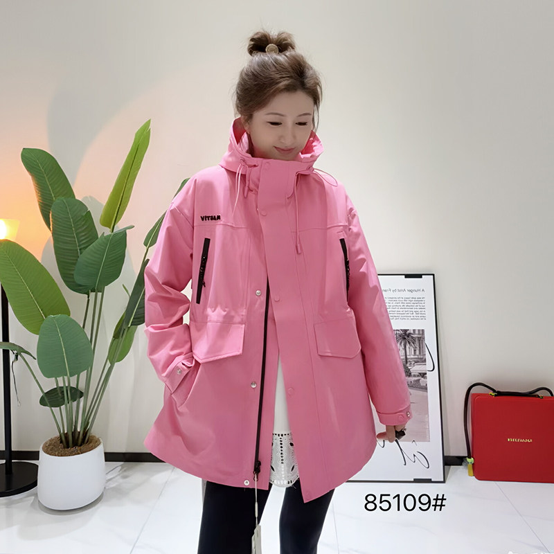 大码女装春季冲锋衣外套