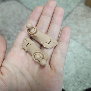 兵人配件 DAM 裸脚 可配HT 连接器 1比6