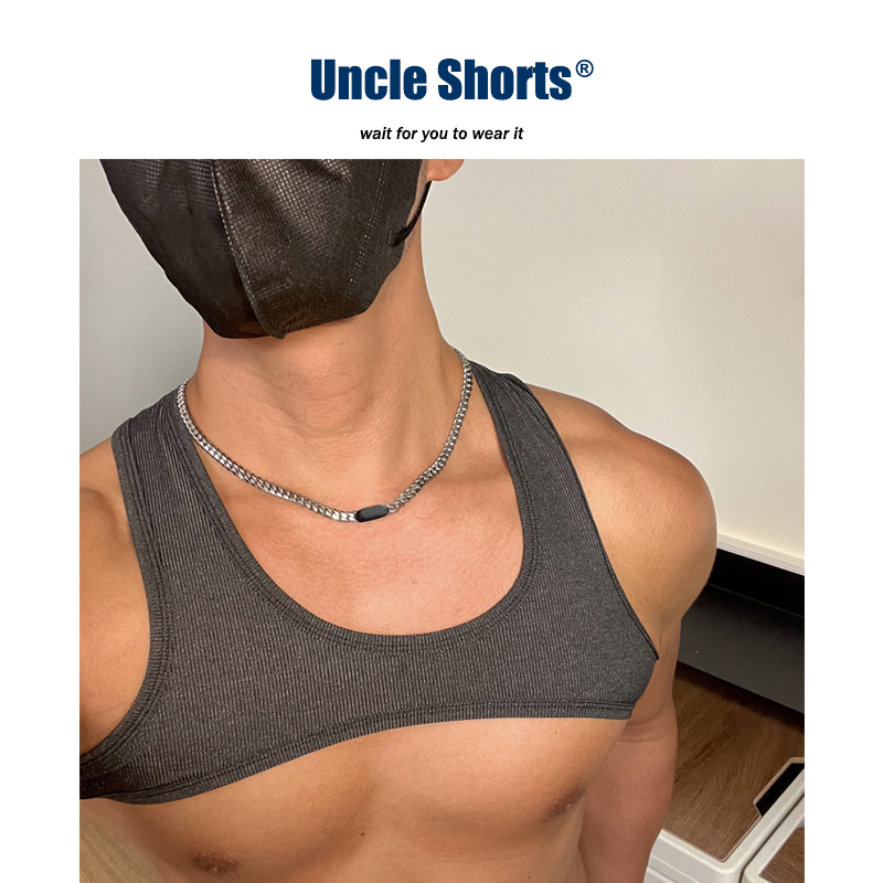 性感男男体育生肌肉运动工字背心