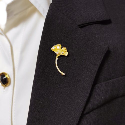 18k金钻石银杏叶胸针 油画感胸针戴上文艺风十足艺术胸花提升品味