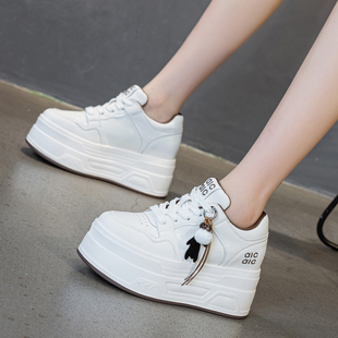 9cm加绒松糕运动休闲小白鞋 真皮超火厚底老爹鞋 女内增高秋冬新款