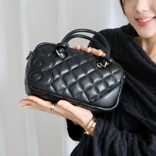 2801菱格纹迷你枕头包可放手机