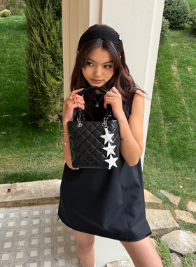 2801“一见钟情菜篮子” 太可爱了吧？ 菱格纹手提百搭斜挎包包