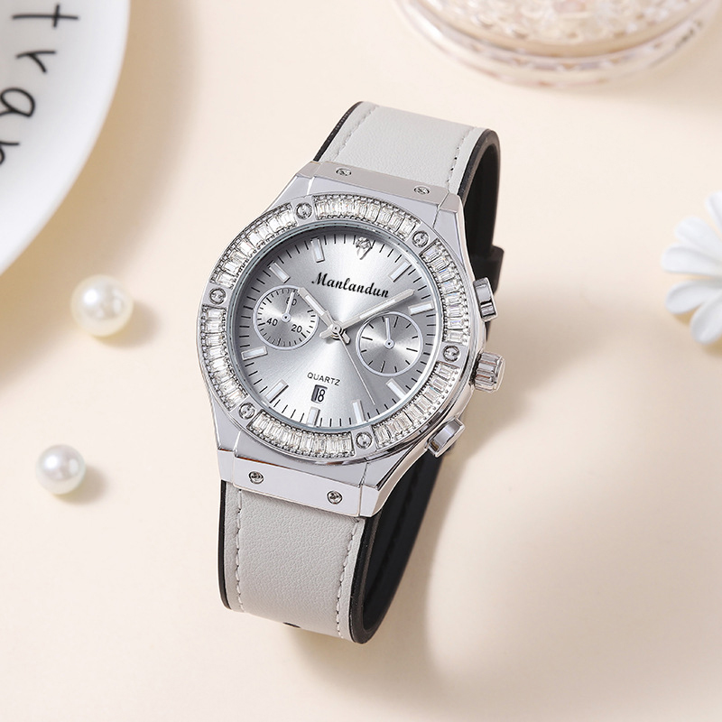 新款莫兰迪灰气质百搭轻奢小众防水石英女表
