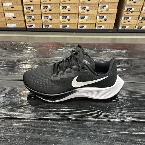 Nike耐克男子飞马37运动跑步鞋