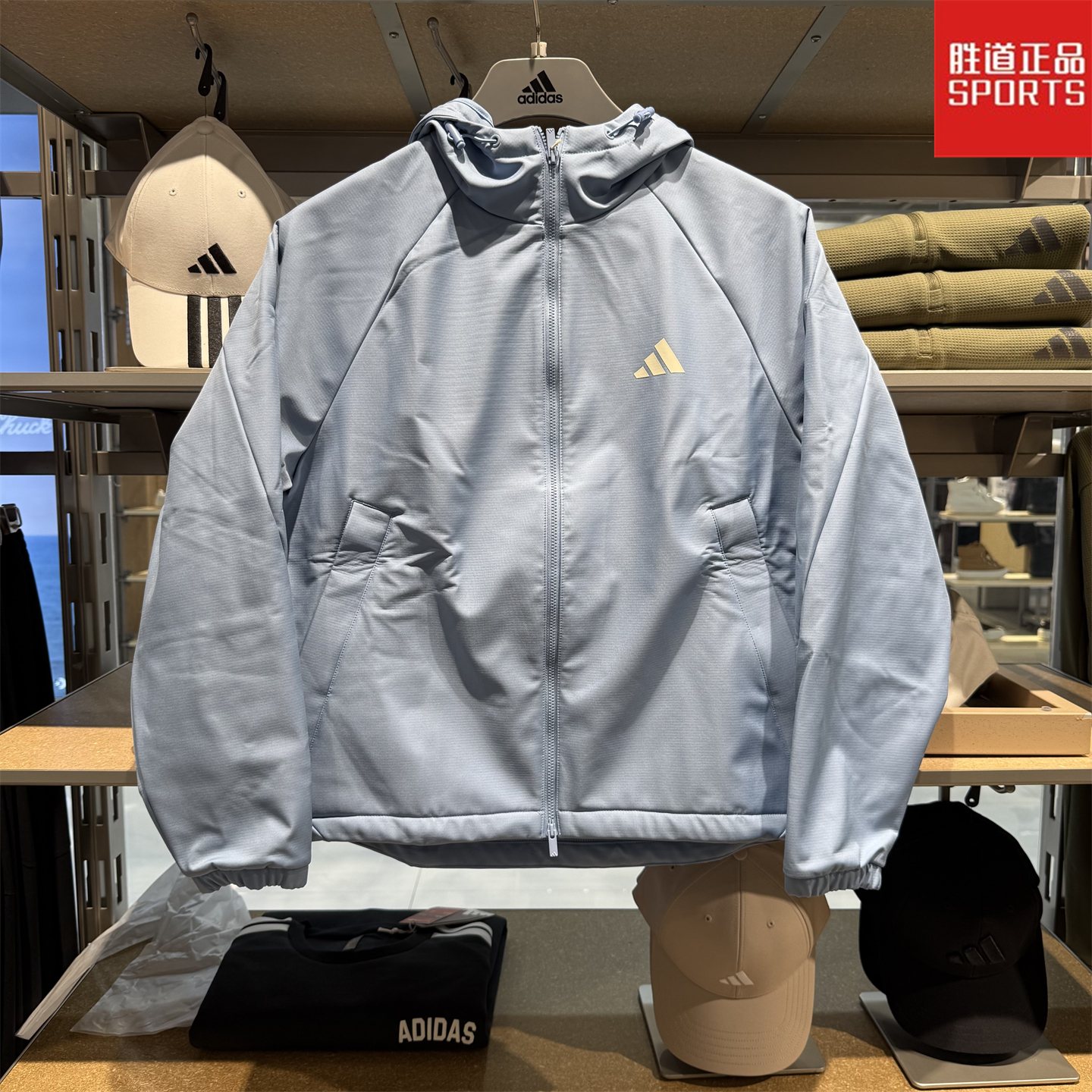 阿迪达斯女子加绒外套户外夹克