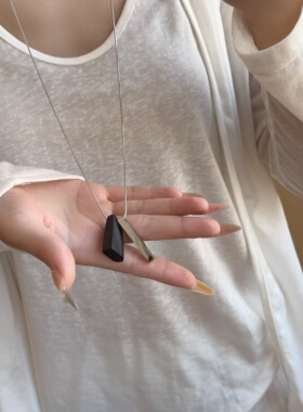 不规则木质吊坠三角檀木项链女