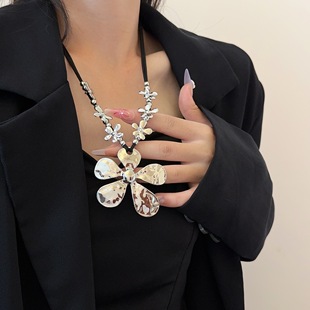 复古波西米亚风褶皱银色海星花瓣项链女皮绳花朵吊坠长绳毛衣链