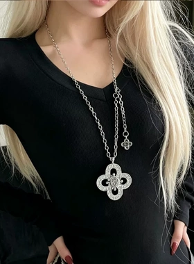 幸运四叶满钻花瓣长款吊坠项链女
