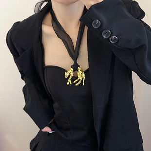 法式复古黑丝巾珐琅金钱豹子皮绳吊坠项链女高级感choker锁骨链