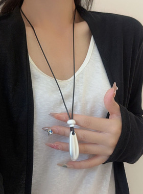 极简金属雾面水滴吊坠项链女
