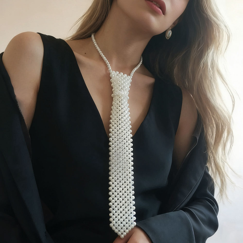 独特高品质珍珠领带丝巾项链女个性时尚高级感轻奢毛衣链颈链配饰