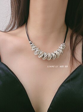 金属皮绳女碎银圈项链