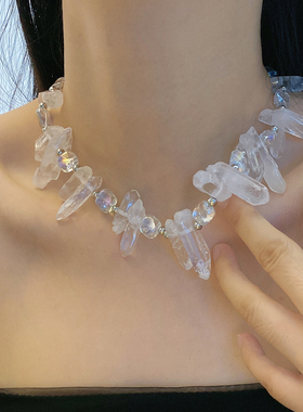 水晶串珠透明不规则石项链锁骨链