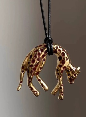 独特性感咖色金钱豹吊坠项链女时髦老钱风皮绳长款毛衣链辣妹配饰