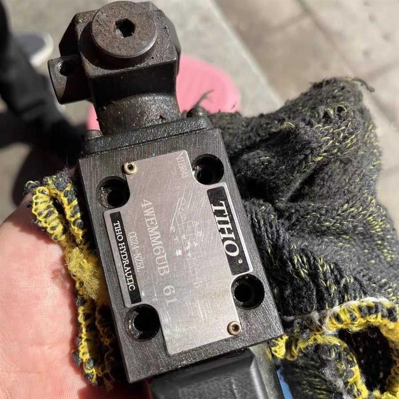 TIHO 液压电磁手动换向阀 4WEMM6UB   DBW10B DBW20B 4WMM6 3WE10