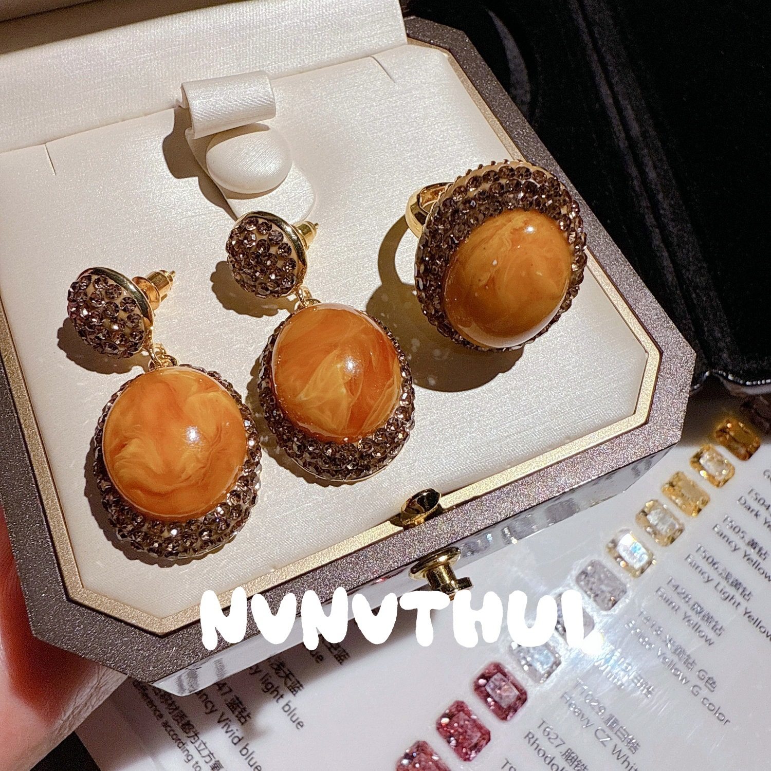 珠宝 复古鸡油黄蜜蜡蛋形宝石耳环 宴会高定 繁花满钻耳坠组合,饰品/流行首饰/时尚饰品新,项链,淘宝优惠券,粉丝福利购,淘宝优惠卷