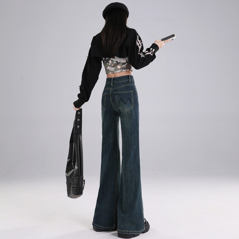 不贴腿微喇叭牛仔裤女2026年春季新款复古高腰显瘦小个子直筒裤