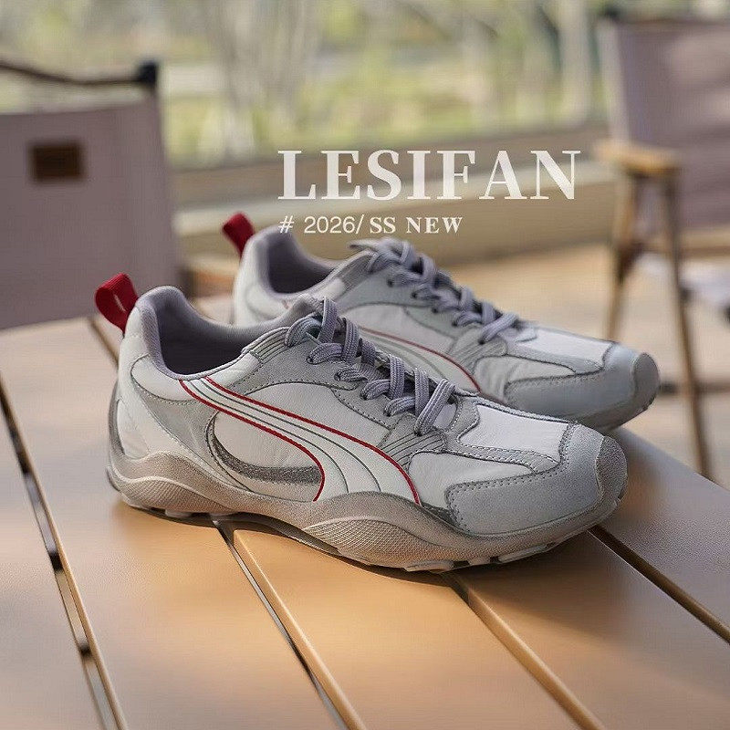 乐思凡lesifan2026年春新款女鞋真皮撞色运动休闲旅行鞋德训鞋潮