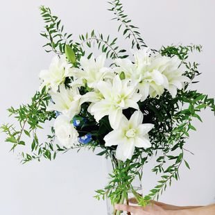 CHANEL香奈儿重瓣百合鲜花限量高级独特迷人家庭办公室插花顺丰邮