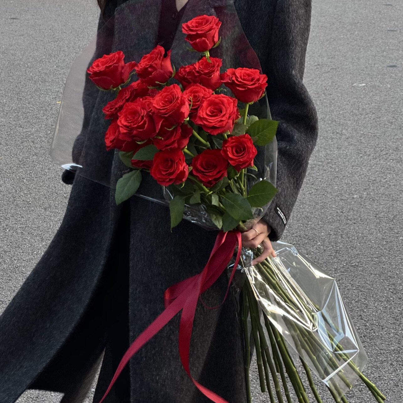 大长腿枪炮玫瑰花鲜花红色家居插花水养节日送花空运直发百搭花期