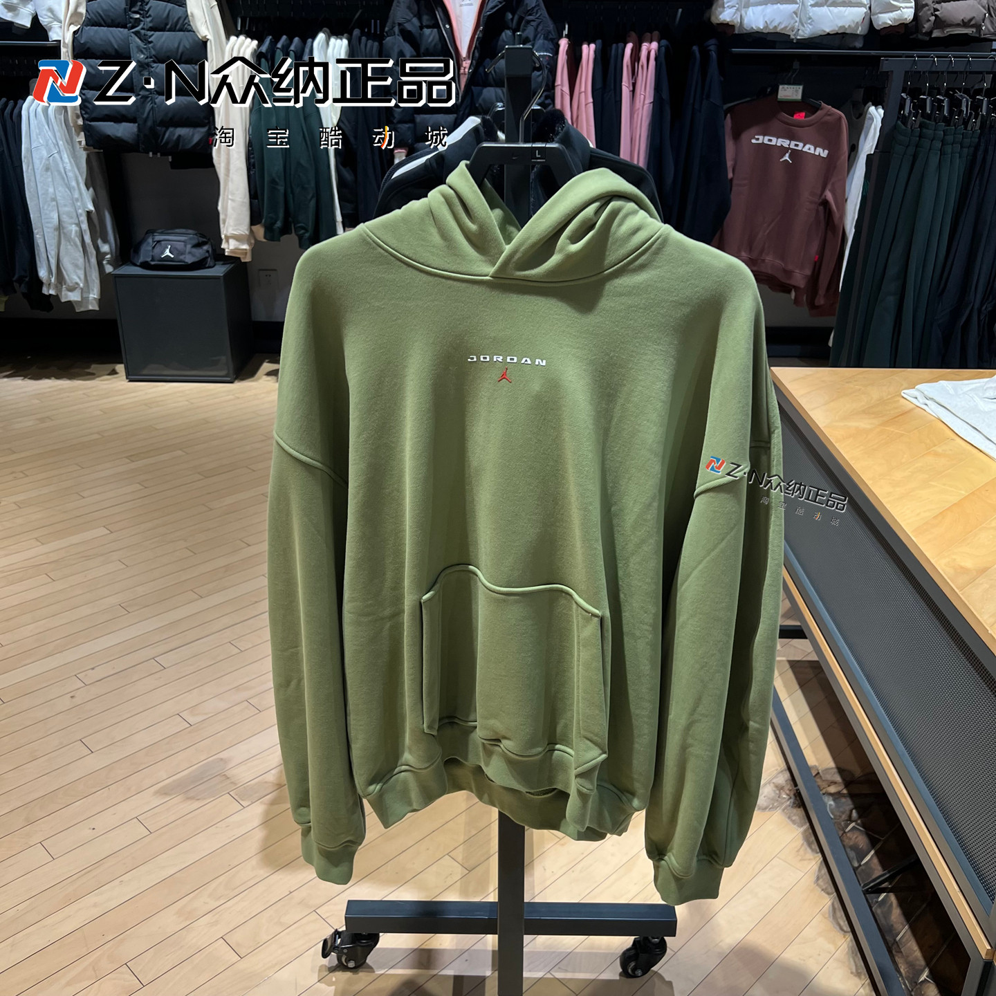耐克JORDAN男连帽保暖卫衣套头衫