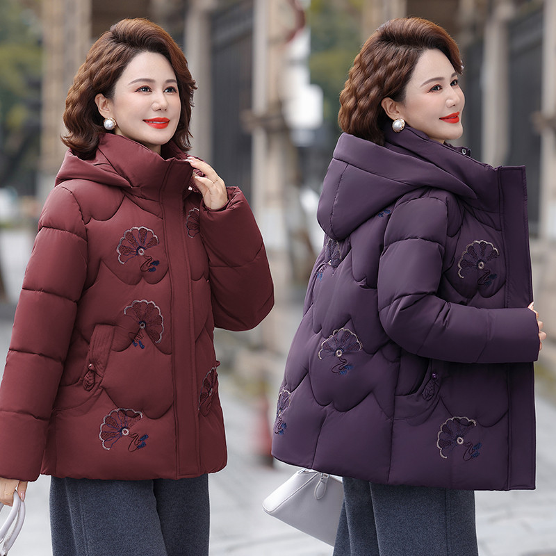 中老年女连帽加绒刺绣短款棉服