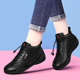 女子真皮板鞋 子平底皮面运动鞋 女软底2025新款 秋冬休闲妈妈黑色鞋