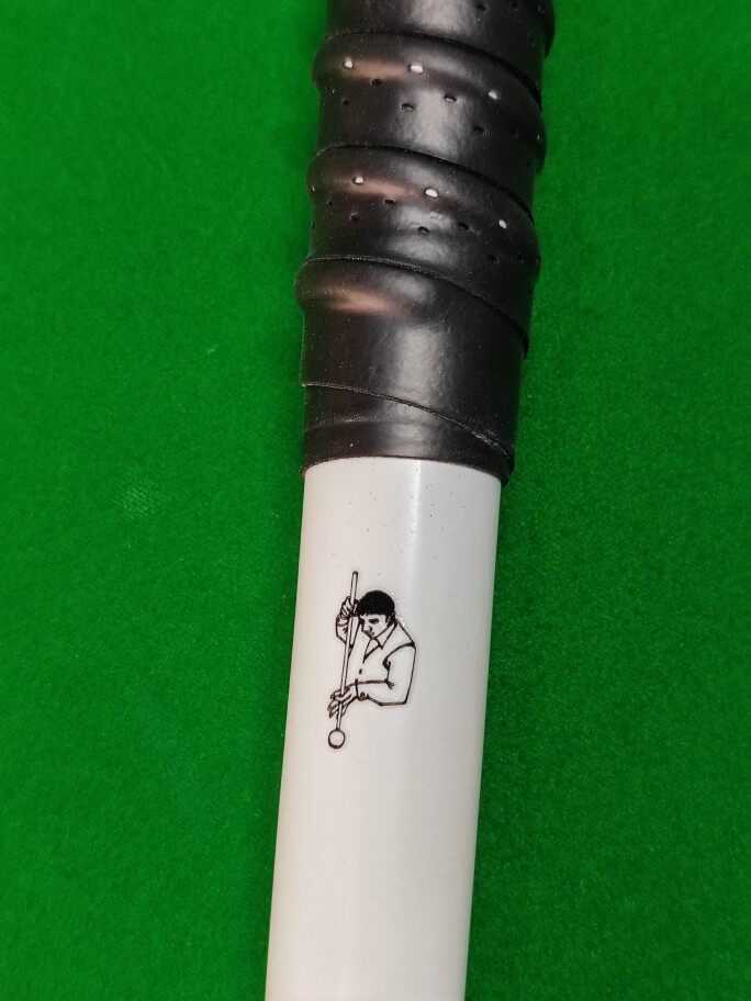 看标就知道是什么台球杆，打花式台球弧线球的扎杆，好用还不贵
