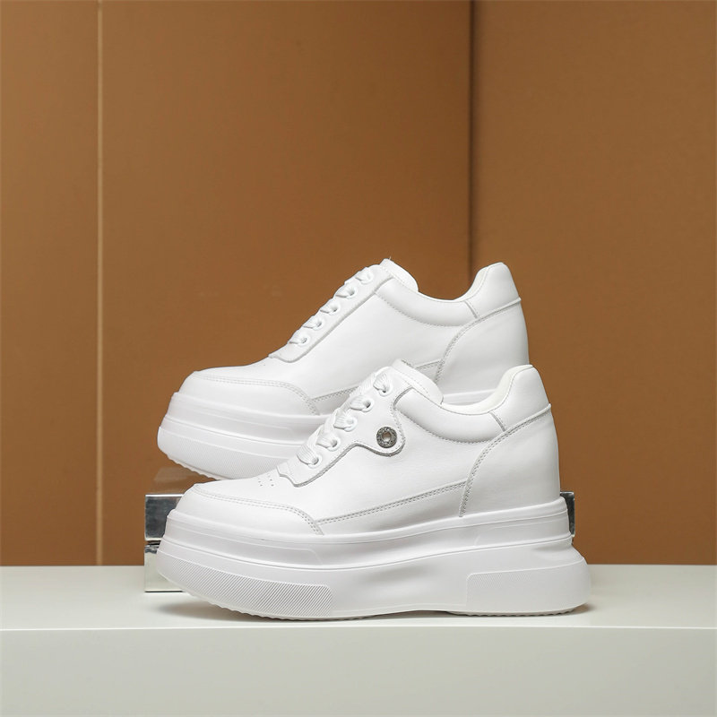 2026春夏新款内增高小白鞋女增高10厘米时尚百搭秀气松糕厚底单鞋