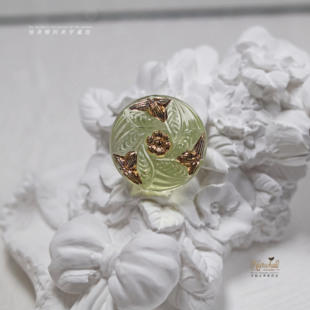 18mm浅绿透明浮雕鎏金 捷克高定琉璃贴片圆牌 仅4颗 鎏金花