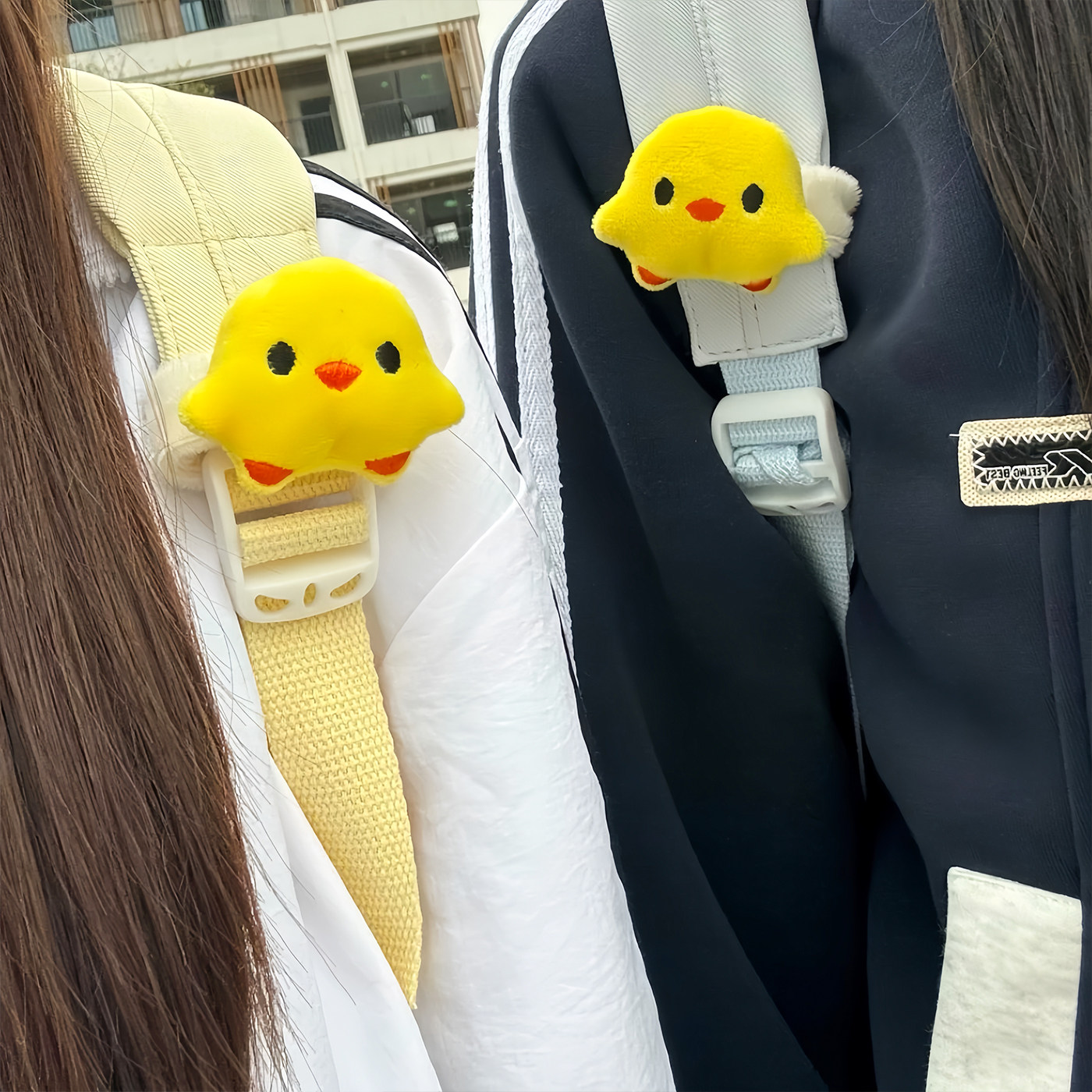 可爱小黄鸡毛绒书包挂件钥匙扣
