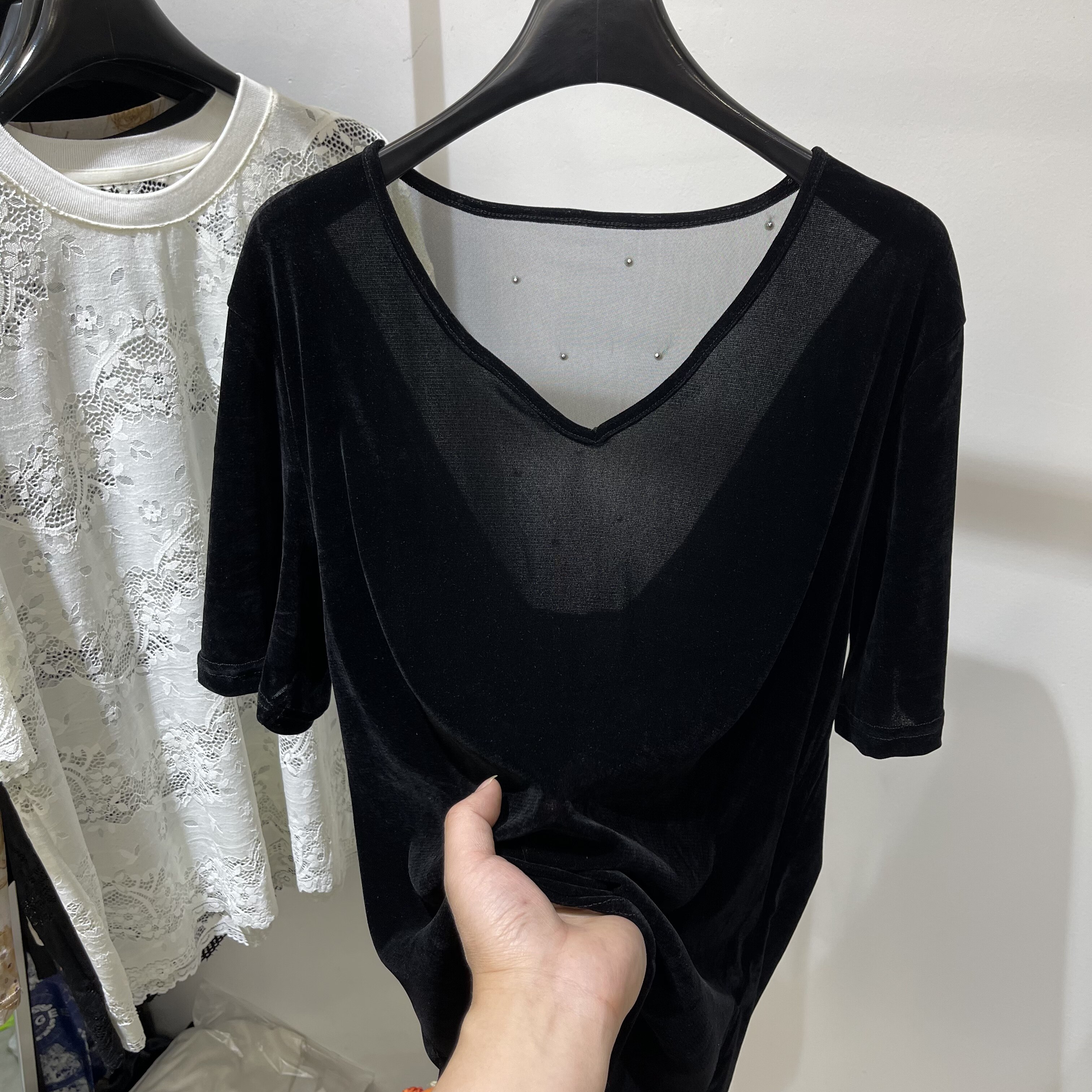中长款V领网纱烫钻丝绒短袖开叉T恤女2026春夏新款宽松大版打底衫