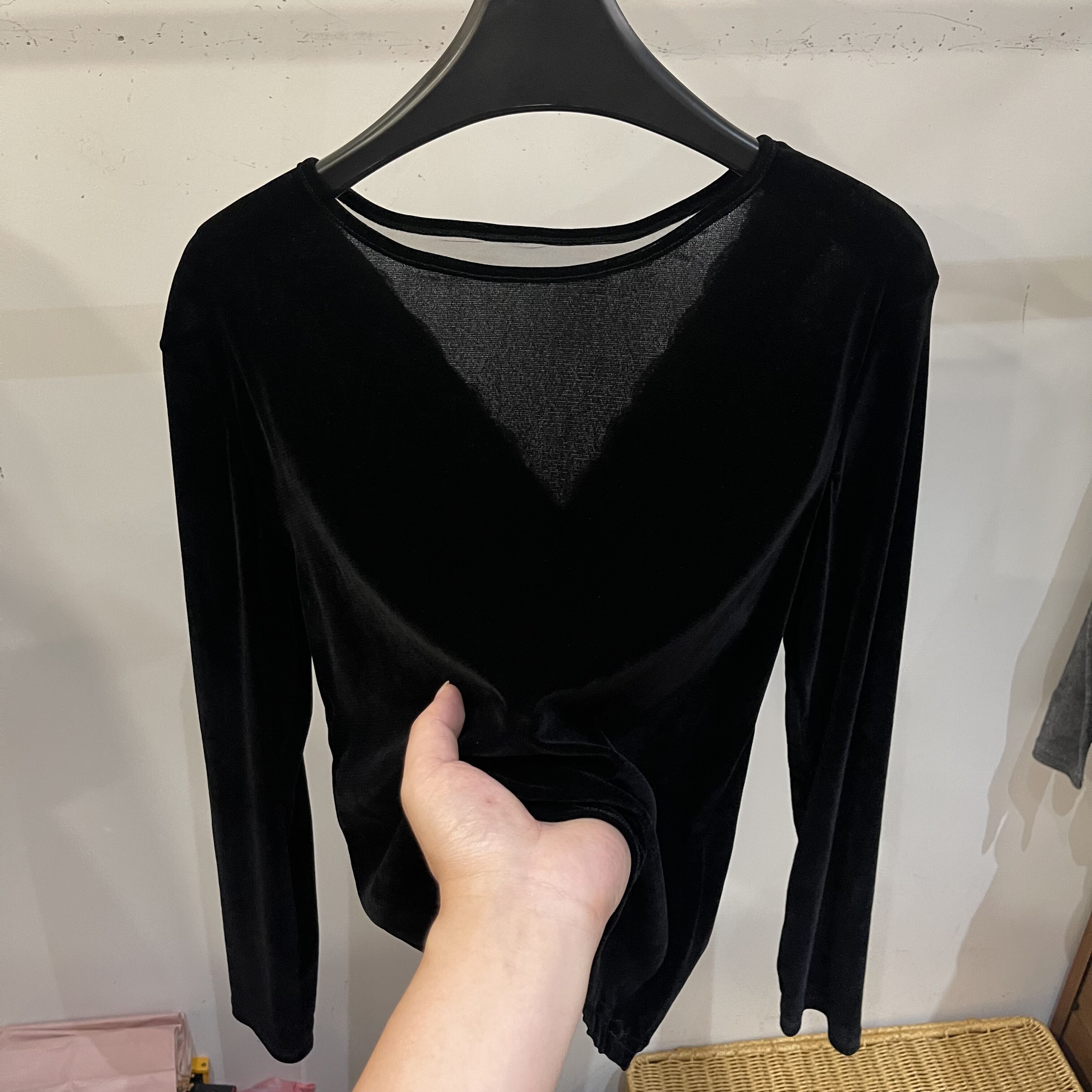 后背蕾丝拼接丝绒长袖T恤女百搭