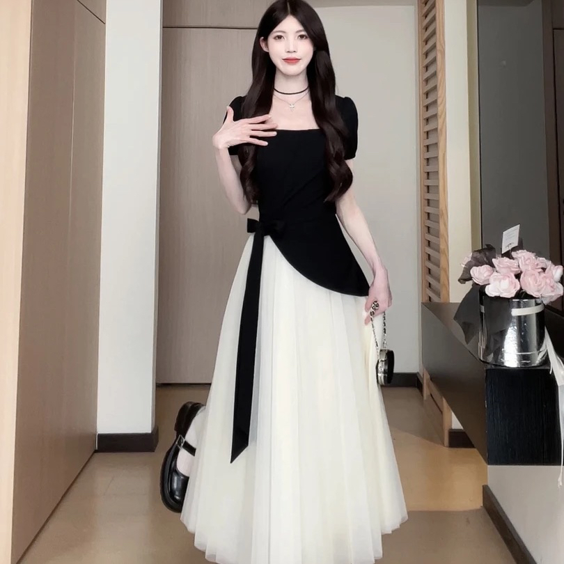 新品网纱连衣裙2025夏季撞色褶皱收腰拼接设计感气质连衣裙