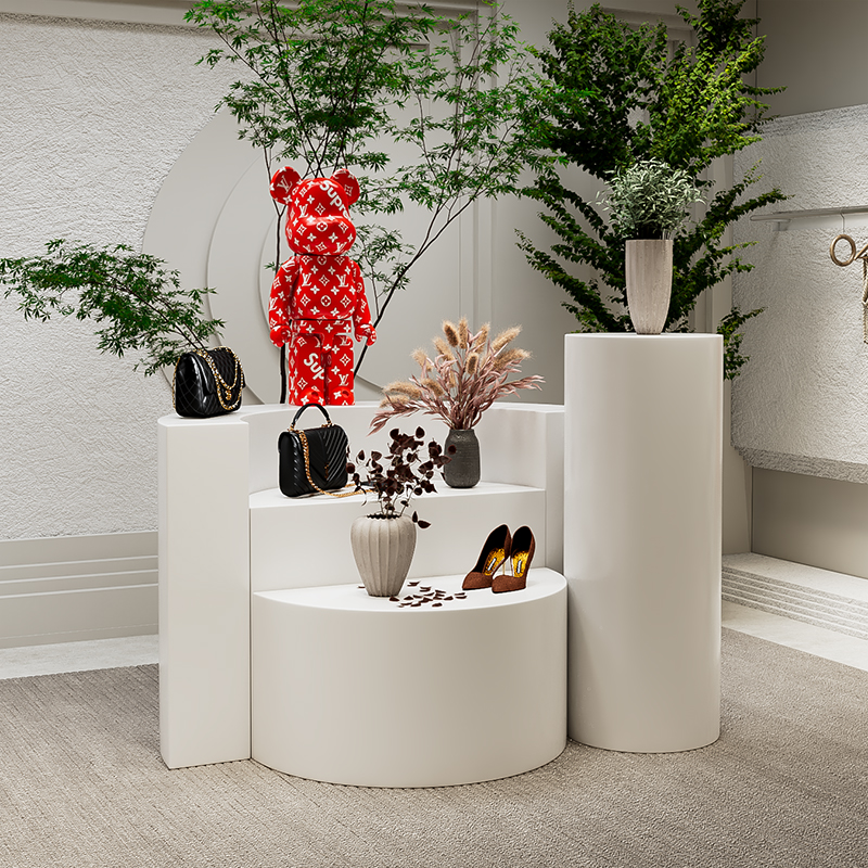 女装店中岛展示台桌子摆放流水台