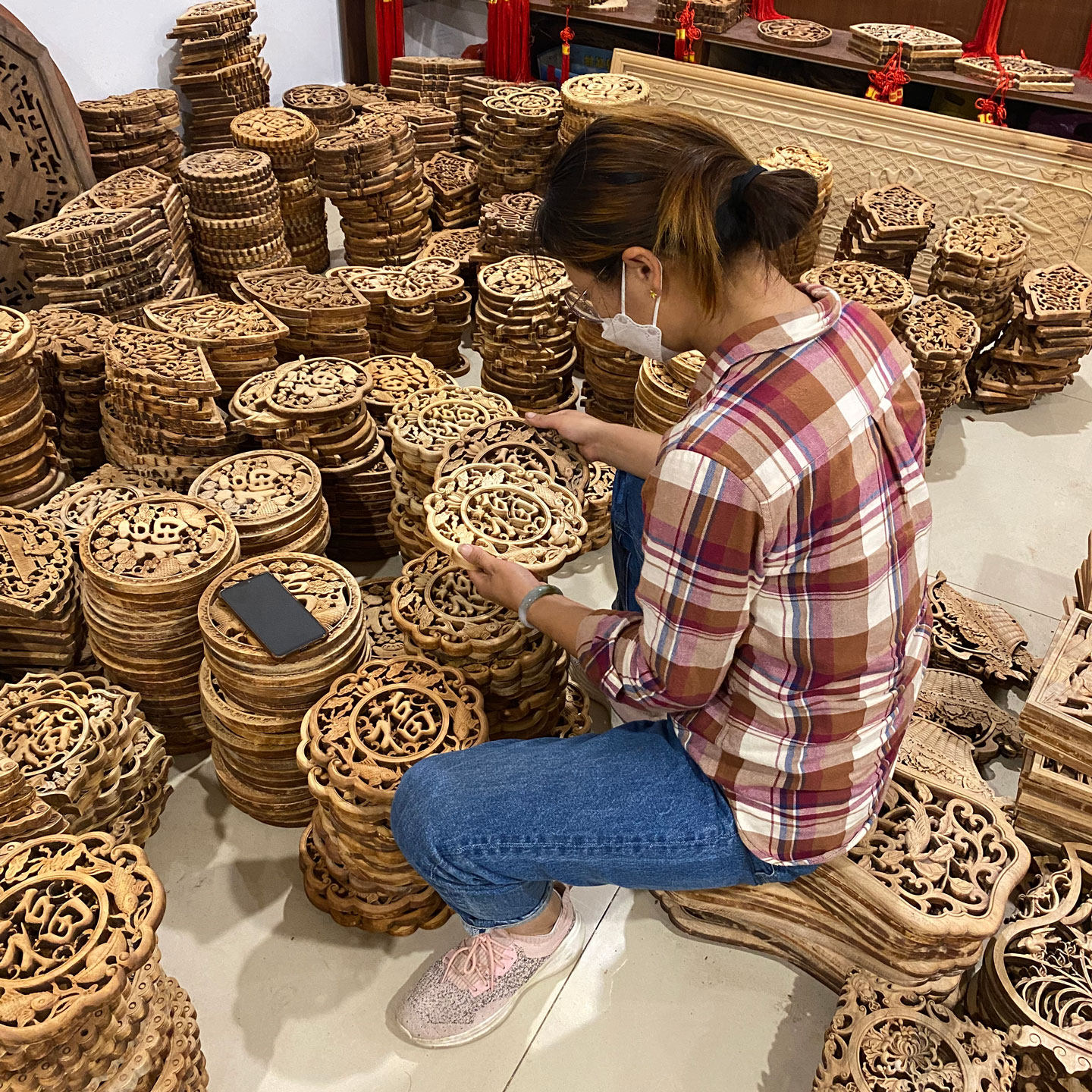 东阳木雕仿古工艺品挂件图片