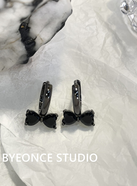 枪黑蝴蝶结韩国黑色锆石镶嵌蝴蝶结耳扣小众设计感高级耳环