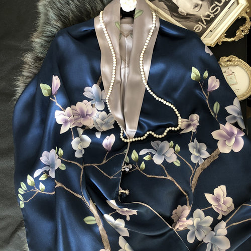 真丝桑蚕丝盘扣披肩女春秋妈妈款