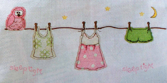 皇冠 小小鱼DMC线十字绣套件 Cross224-5卡通【晾衣服】印花