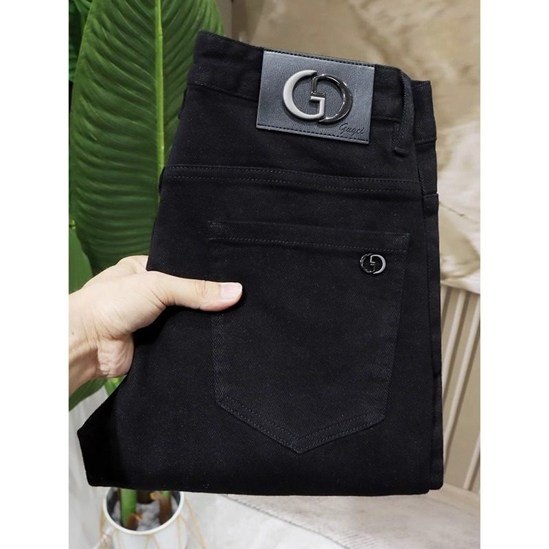 2025新款高端黑色牛仔裤男士修身小脚弹力高级潮牌欧版轻奢长裤子