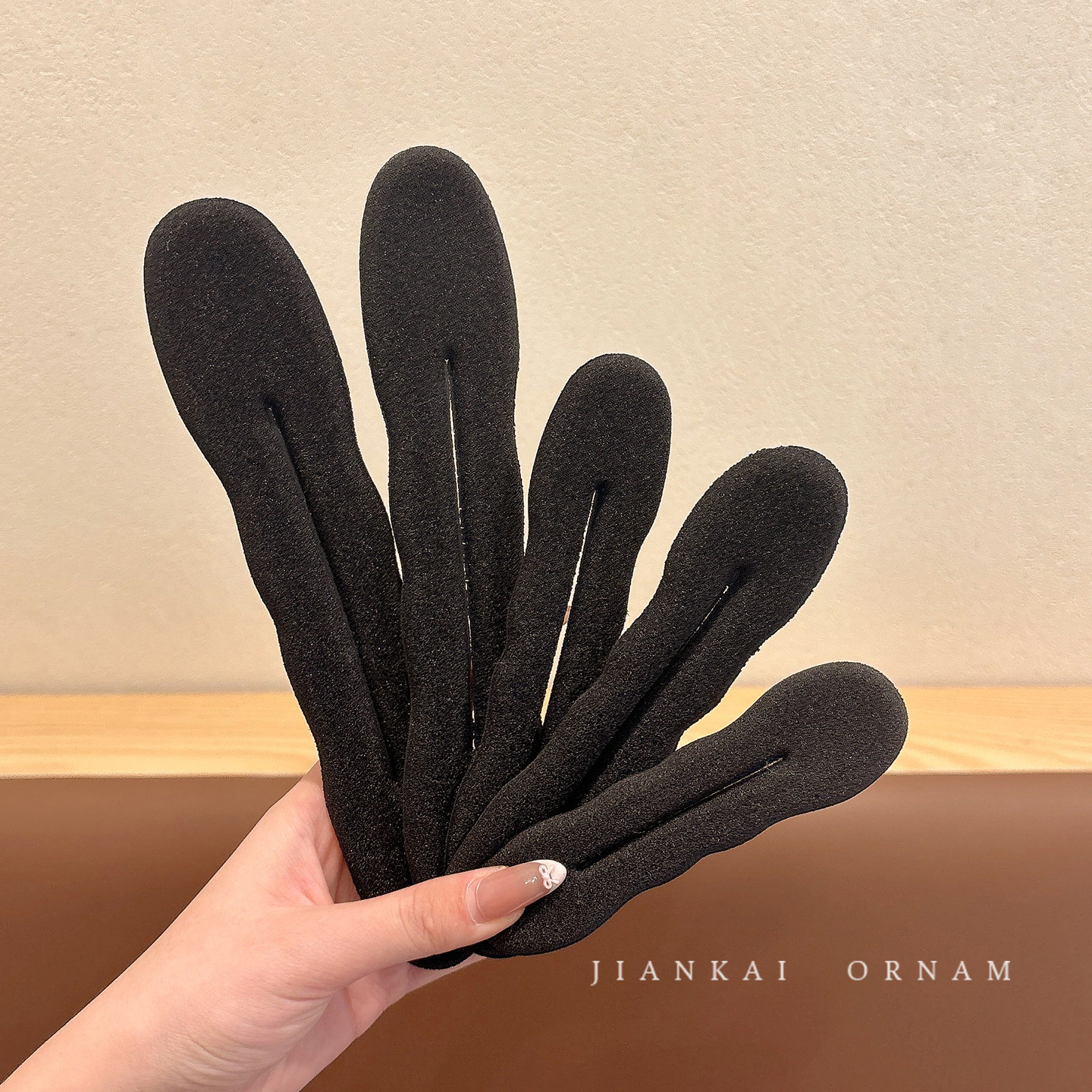 儿童丸子头盘发器女懒人盘发棒海绵蓬松花苞头柔软盘发发圈橡皮筋,饰品/流行首饰/时尚饰品新,发饰,淘宝优惠券,粉丝福利购,淘宝优惠卷