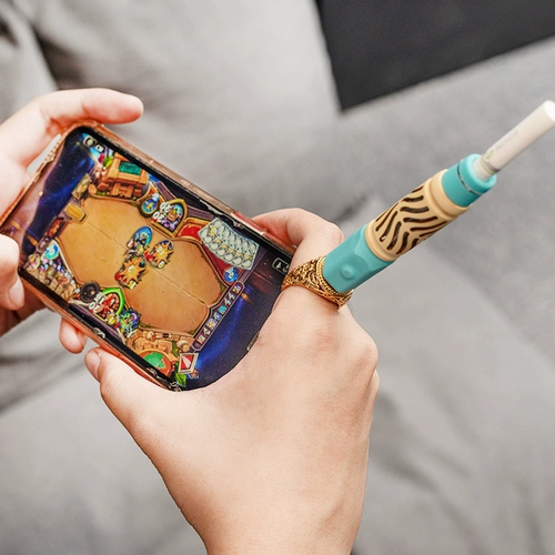 名爵 Не падайте с серых артефактов курить Специальные ленивые сигаретные моллюски, управляющие портативными анти -летающими пепельными спальнями.