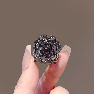 轻奢韩系镂空玫瑰花小号鲨鱼夹百搭水钻气质侧边刘海碎发顶夹发夹