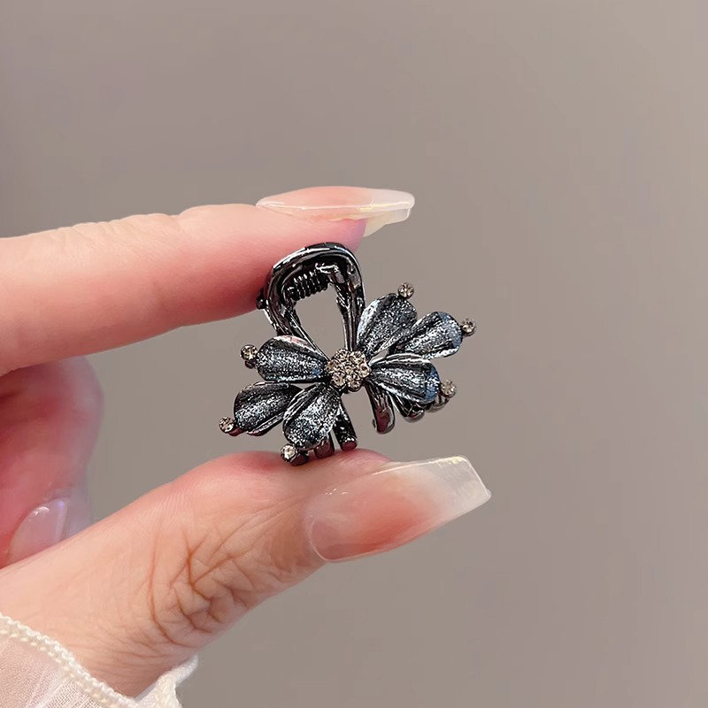 韩版小号气质优雅花朵水钻刘海抓夹后脑勺顶夹发卡鲨鱼夹抓夹发饰